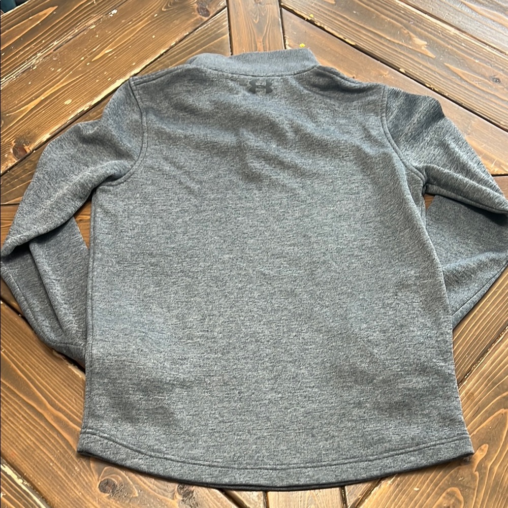 Gray Quarter-Zip Pullover - image 6